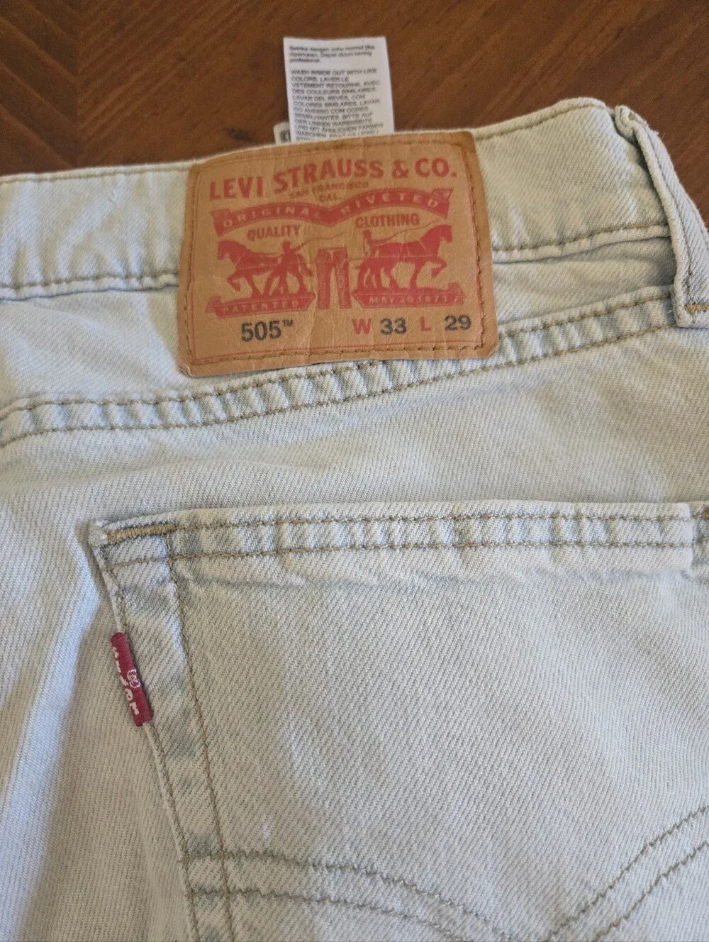 501 Light Blue Men’s Jeans - Classic Casual Fit W33 L 29